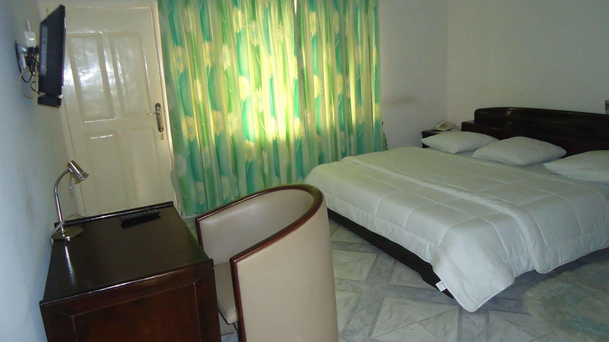 Wadoma Royale Hotel Kumasi Exterior foto