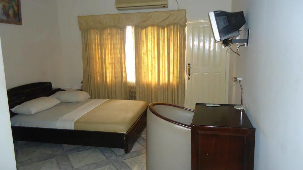 Wadoma Royale Hotel Kumasi Exterior foto